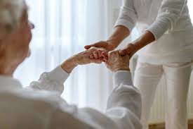 The Difference Between Medical and Non-medical Elderly Home Care